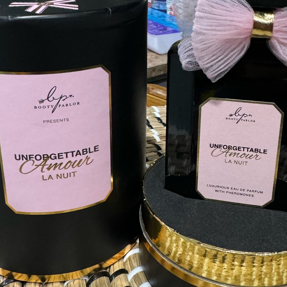 Booty Parlor PRESENTS
UNFORGETTABLE
LA NUIT